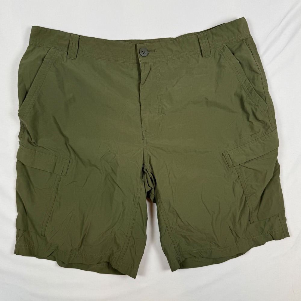 REI Co-op Mens 38 Relaxed Cargo Shorts Olive Green Hiking Outdoor Utility
